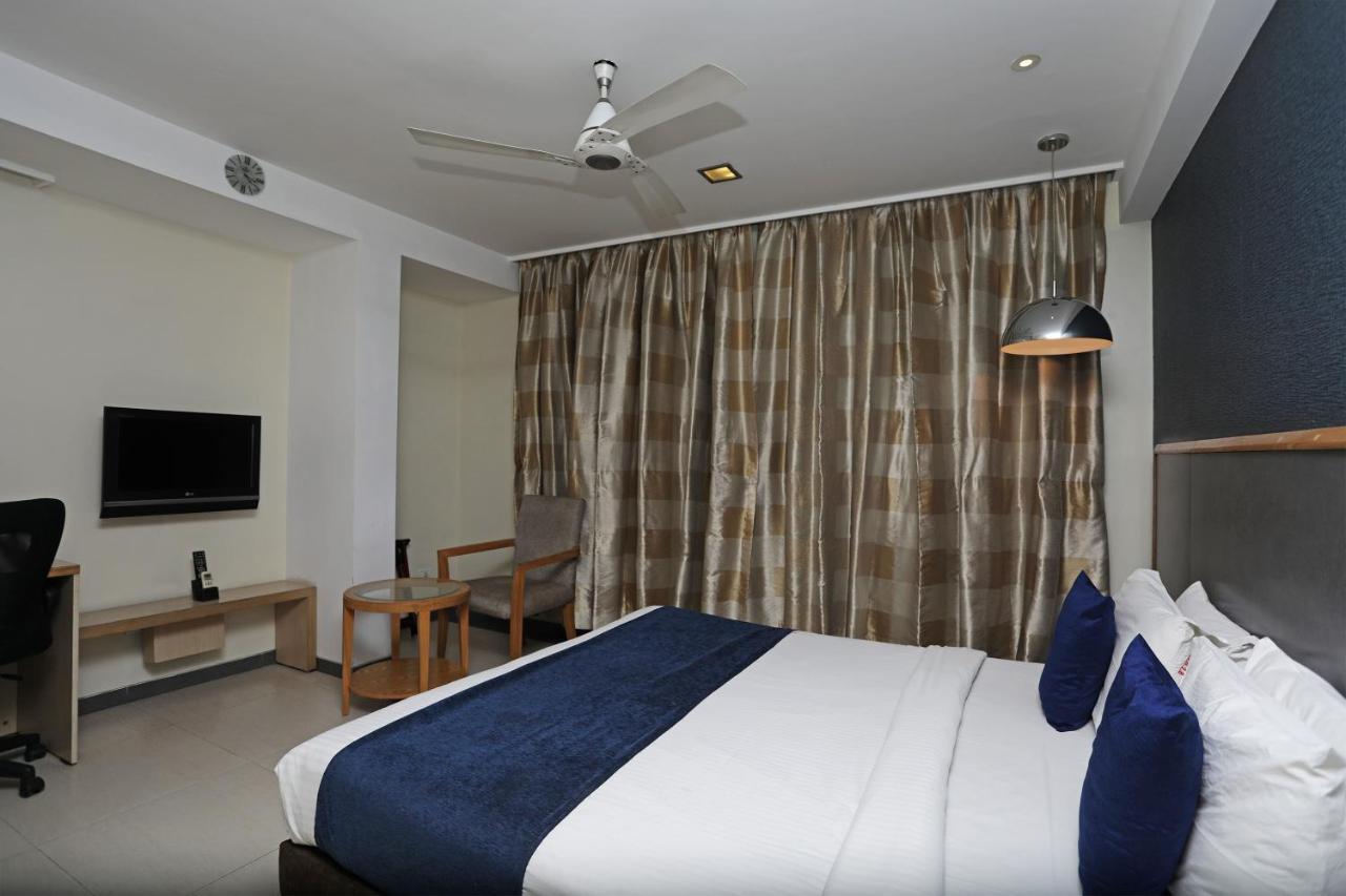 The Sirona Hotel Πούνε Εξωτερικό φωτογραφία